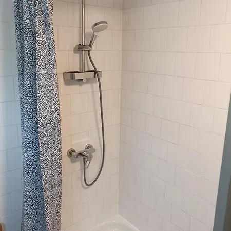 Kisapartman 公寓 *